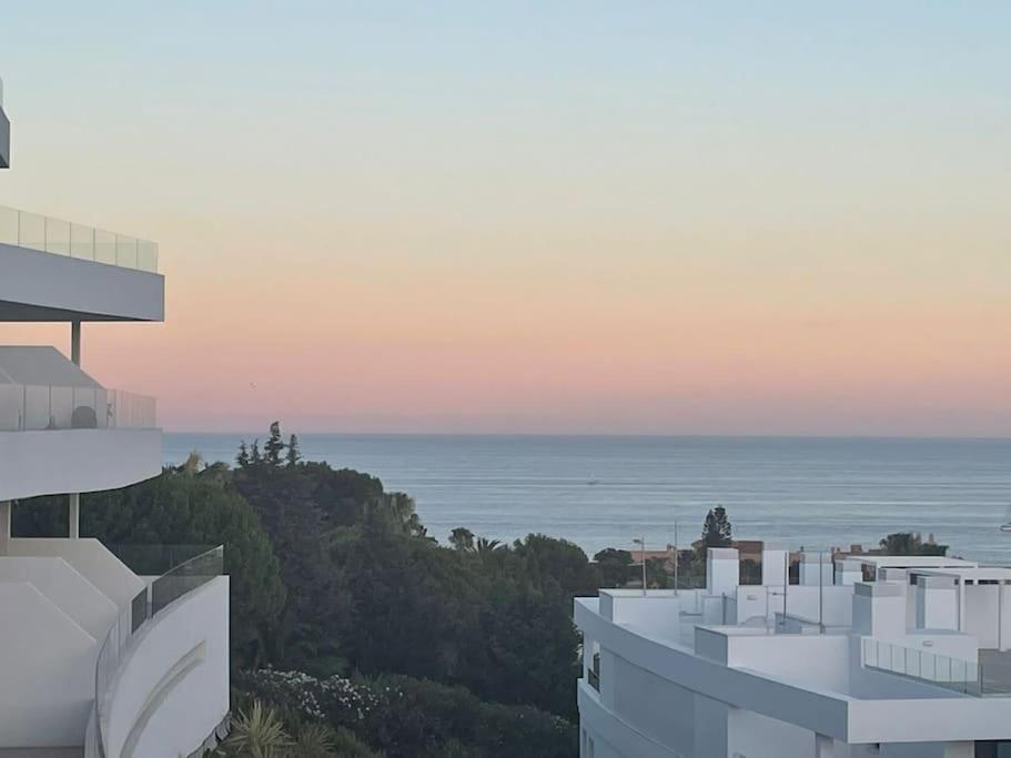 Prachtig Appartement Met Zeezicht In Estepona Costa Del Sol Exterior foto